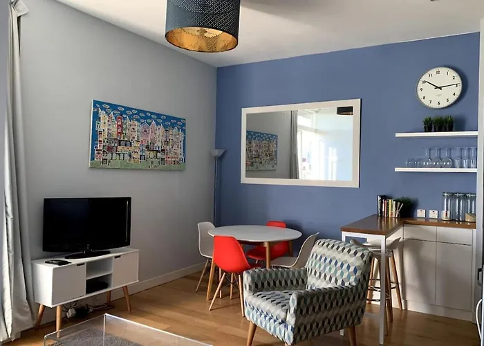 Stylish 2 Bedroom Apartment